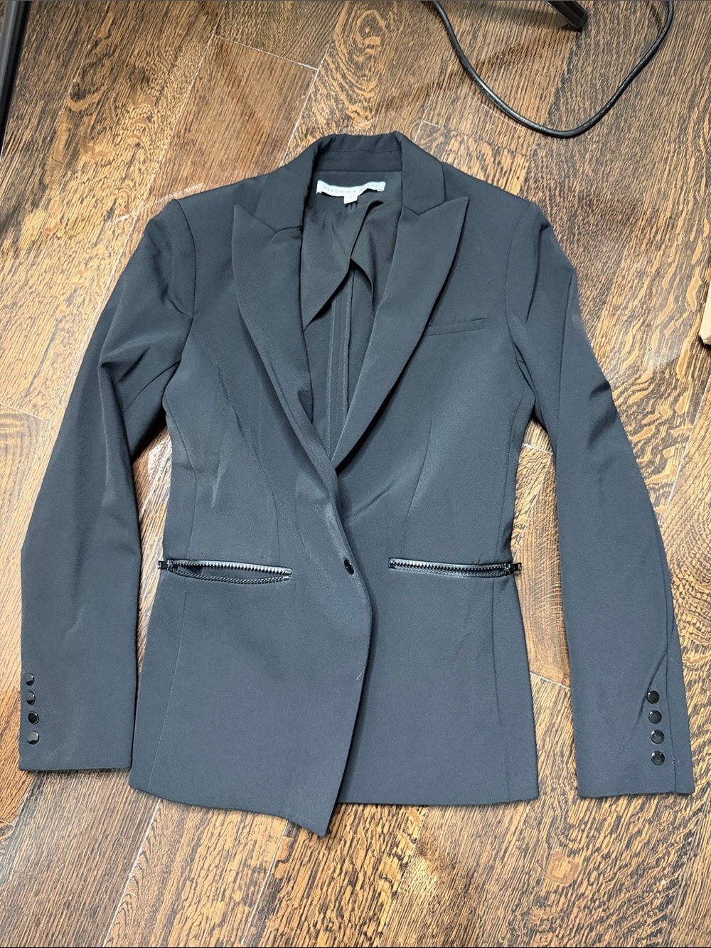 Tailored Black Women's Blazer - Veronica Beard